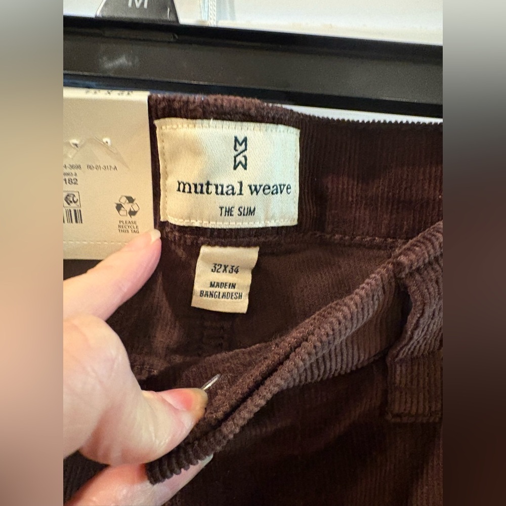 Men's Corduroy Pants in Rich Brown NWT size 32x34 - Picture 3 of 7